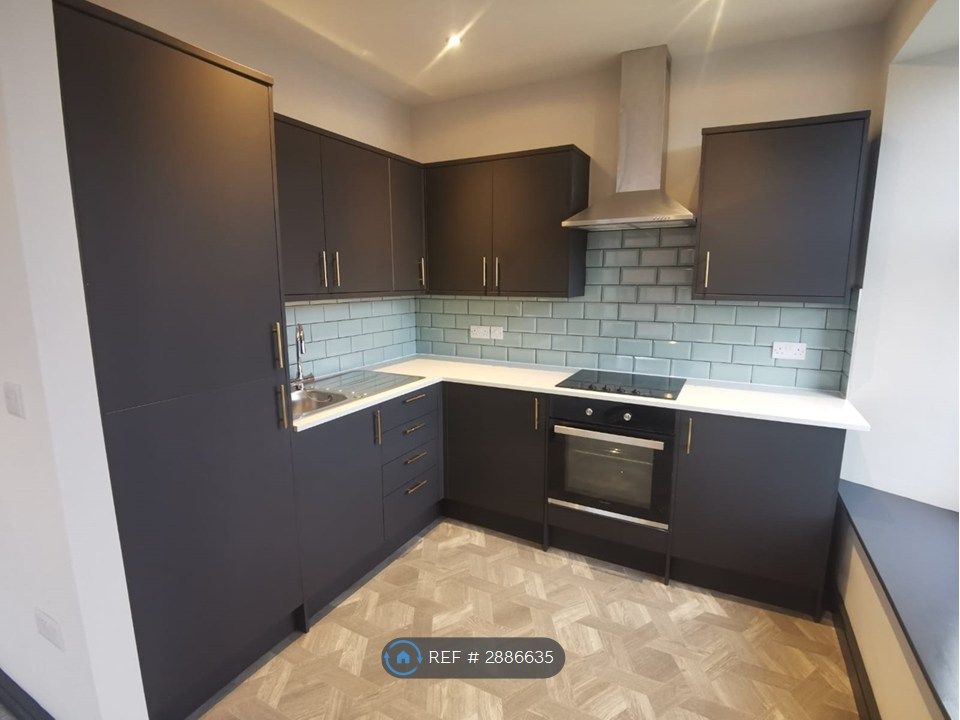 Property photo 1 of 9 Kitchen