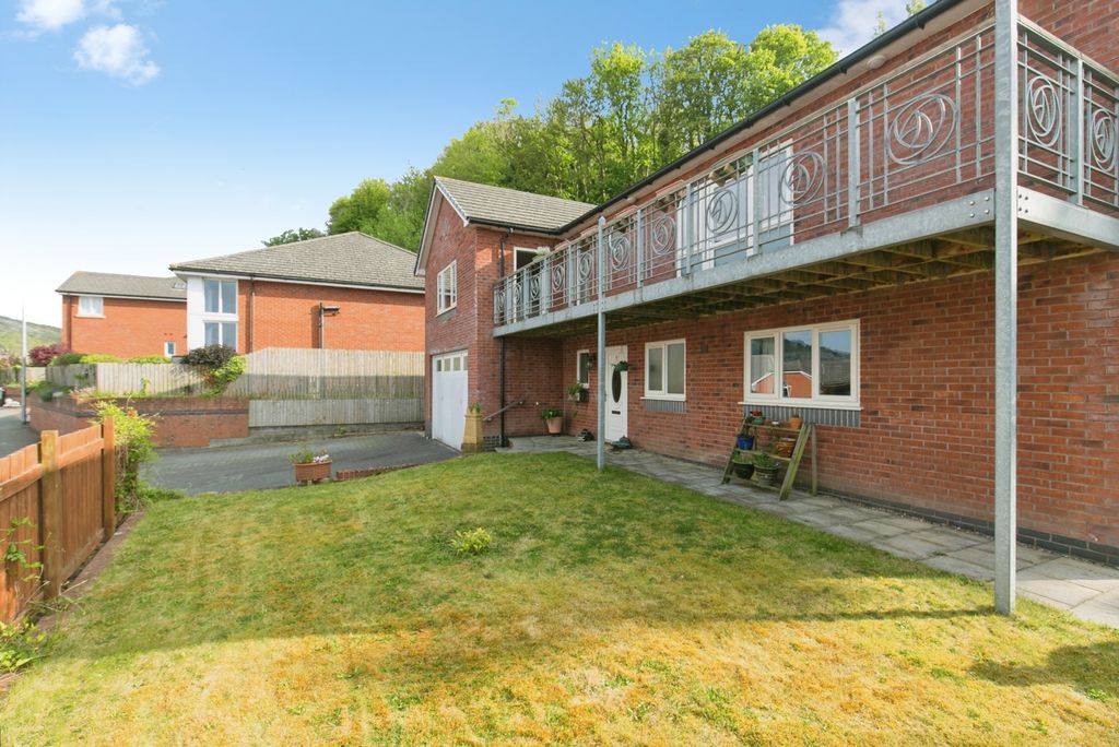 Property photo 3 of 20 Pbox-Img.Jpg