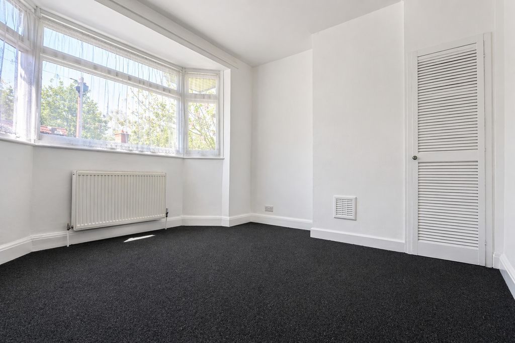 Property photo 2 of 12 Photo 14