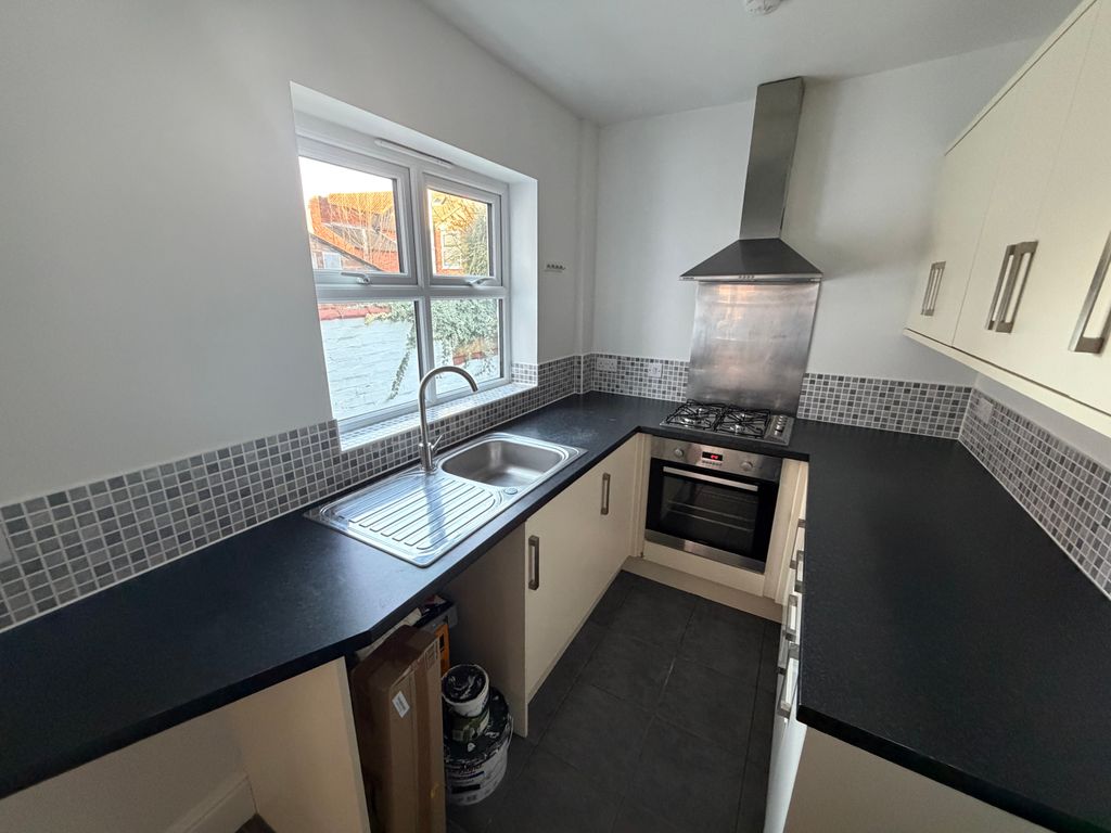 Property photo 2 of 8 Image