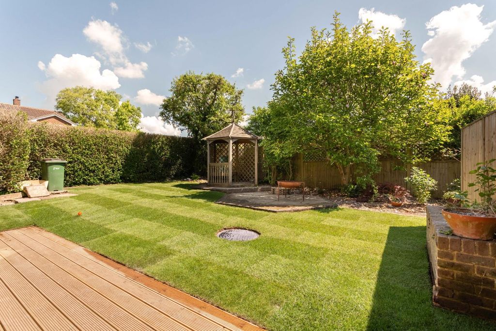 Property photo 3 of 23 Downsview-19.Jpg