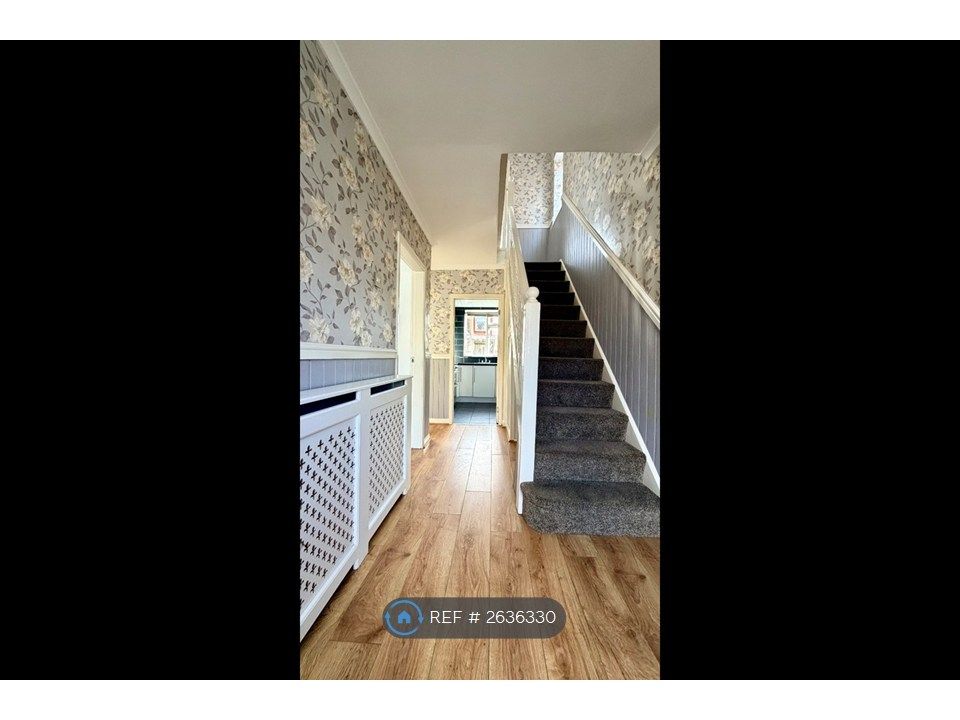 Property photo 3 of 35