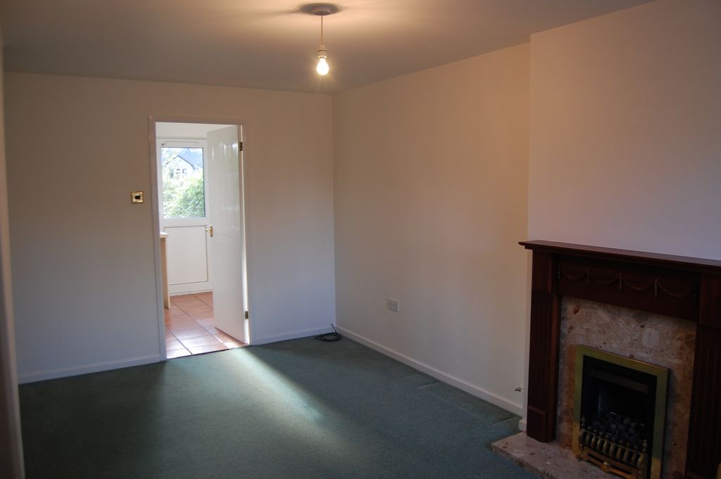 Property photo 2 of 11 Old Forge Drive