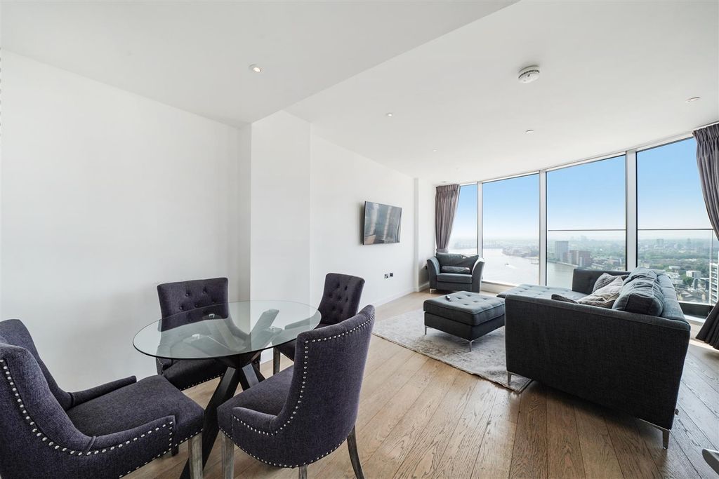 Property photo 3 of 24 Apartment 2806, Charrington Tower - Dws57Bgst4Ar48