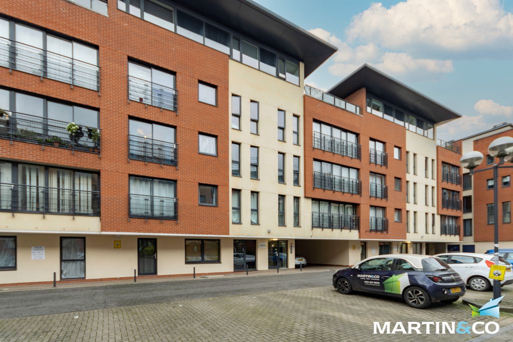 Property photo 1 of 9 Front