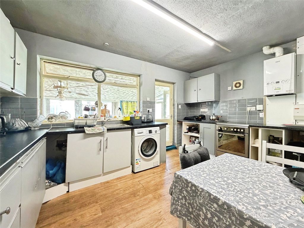 Property photo 3 of 13 Picture No. 23