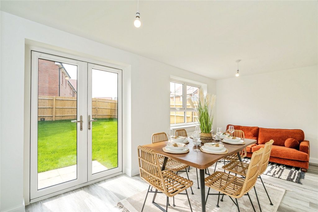 Property photo 3 of 18 Picture No. 08