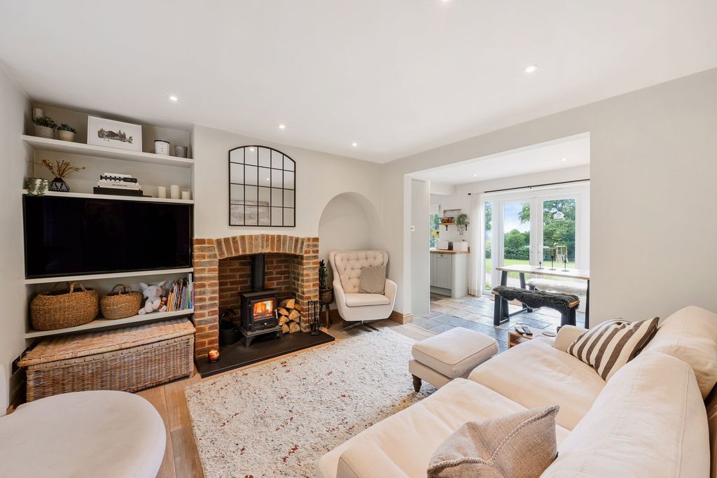 Property photo 2 of 18