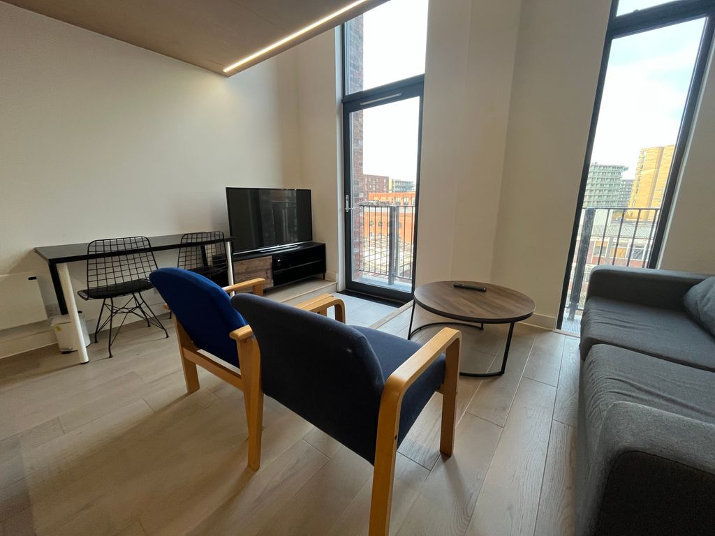 Property photo 2 of 12