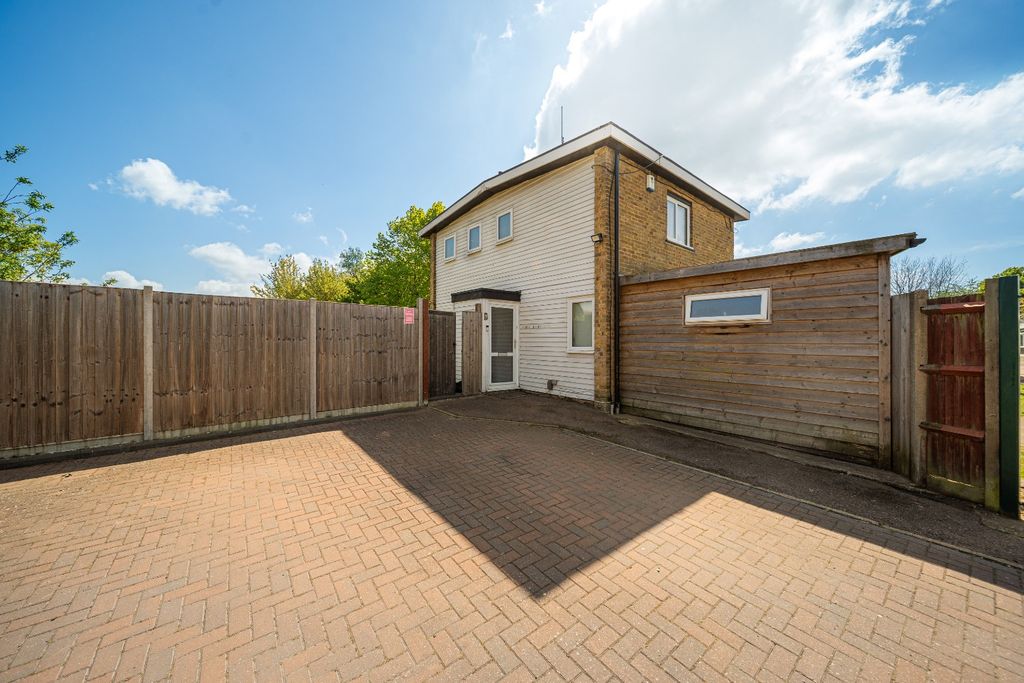 Property photo 1 of 19 4964270