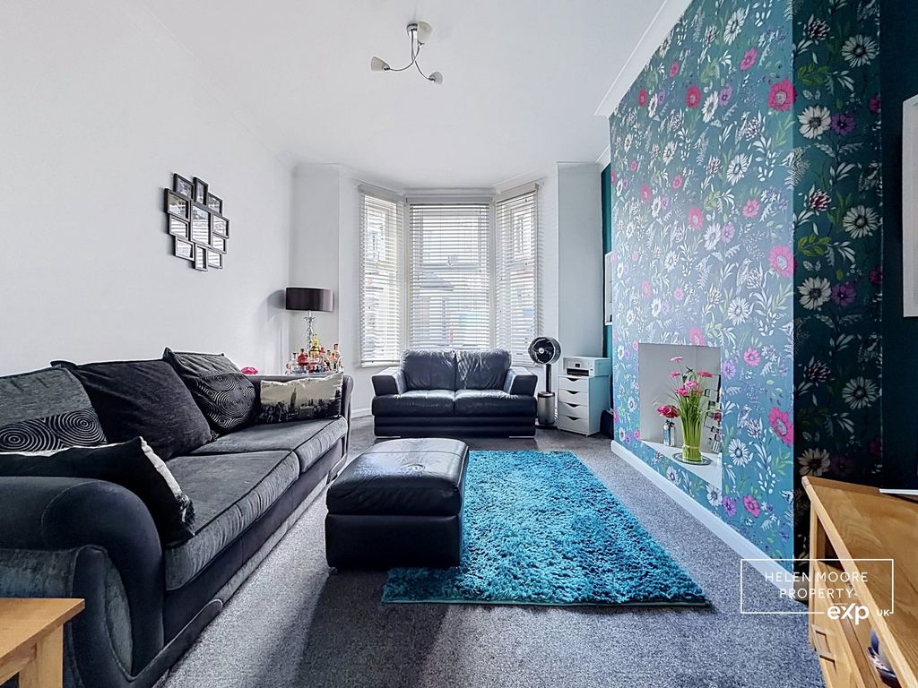 Property photo 2 of 16