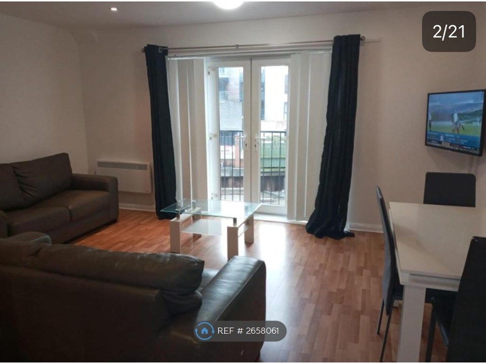 Property photo 2 of 7 Sitting Room