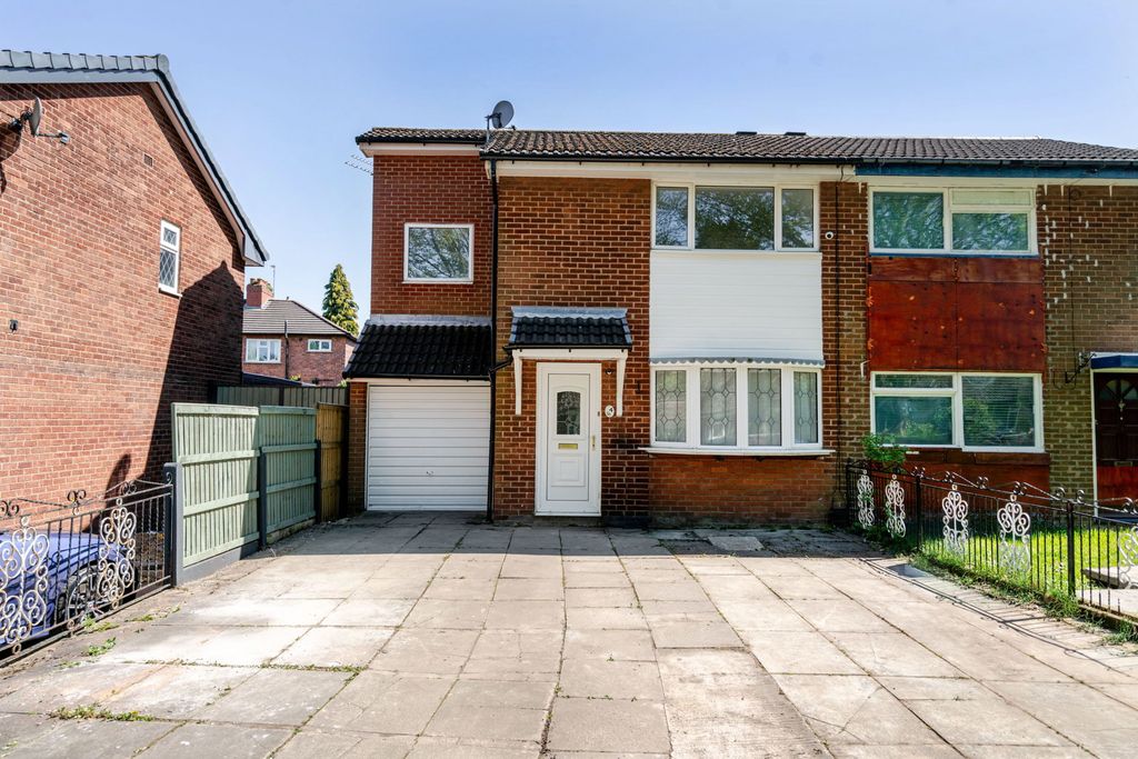 Property photo 1 of 22