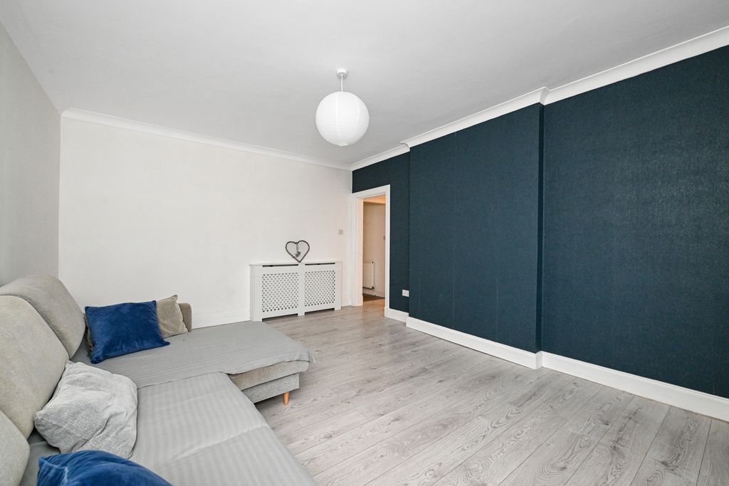 Property photo 3 of 17 Property Image 3