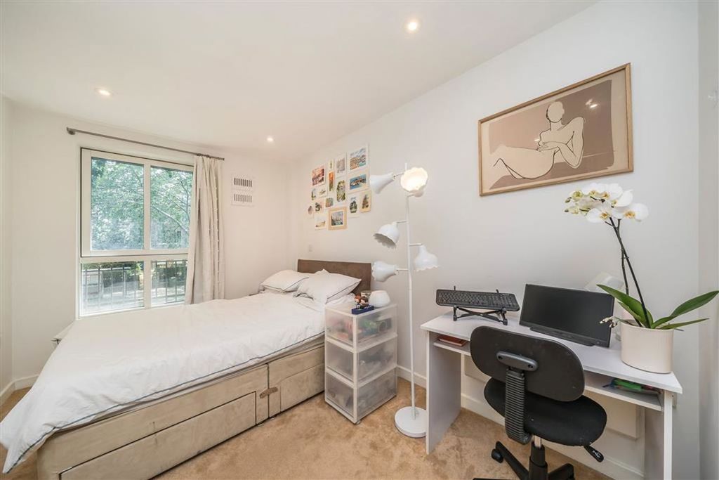 Property photo 3 of 8