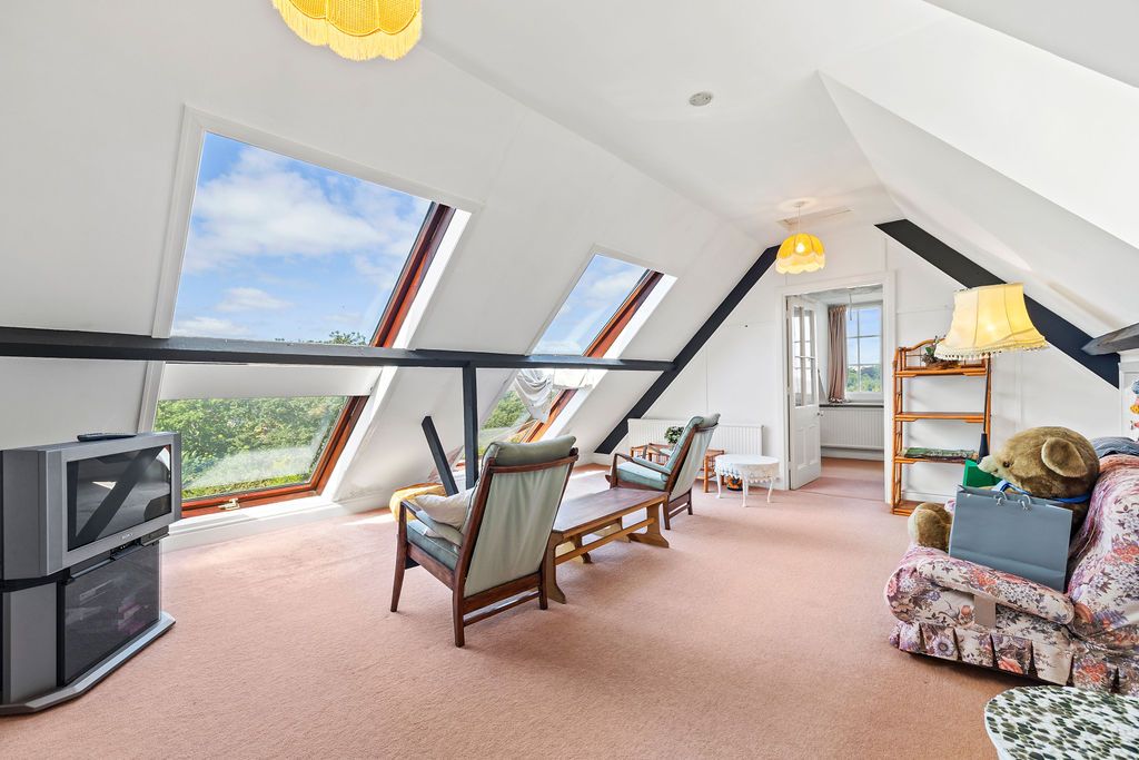 Additional image 70 of 10 bed detached house for saleHigher Lane, Swansea SA3