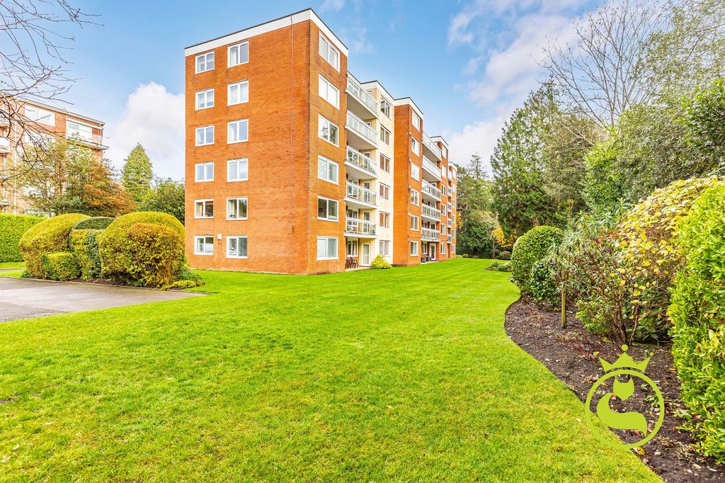 Property photo 1 of 18