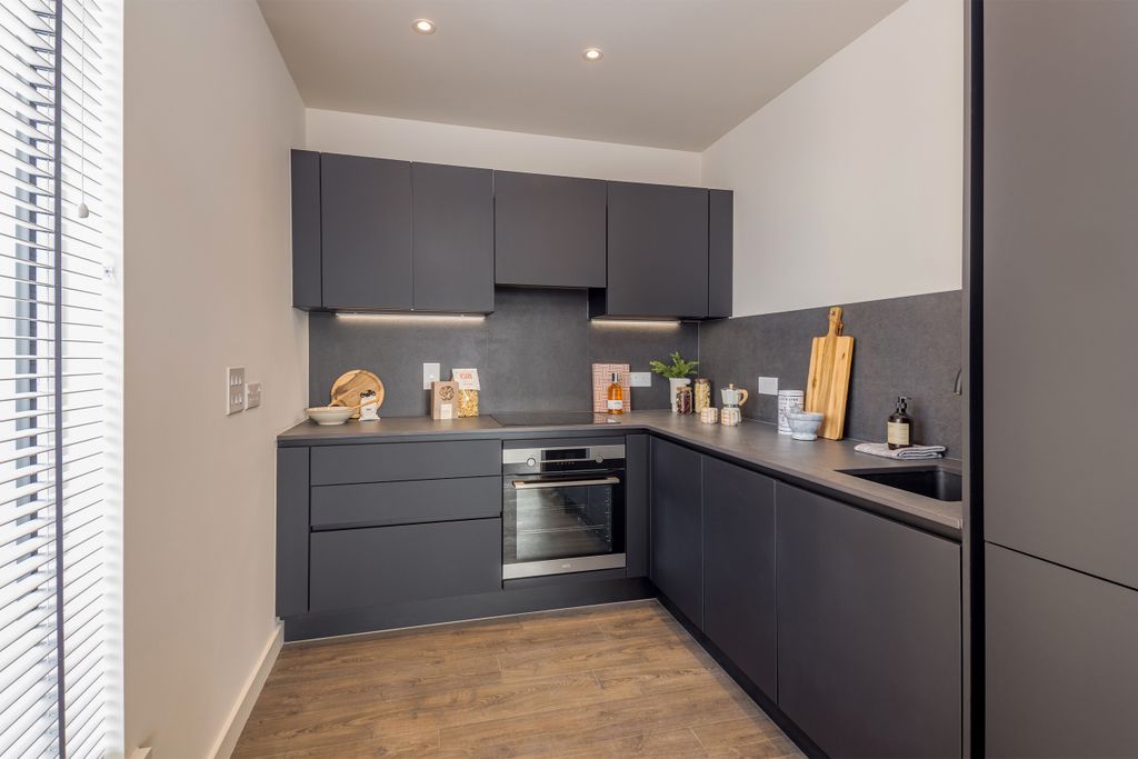 Property photo 2 of 6 Kitchen Photography - Fenton Apartments
