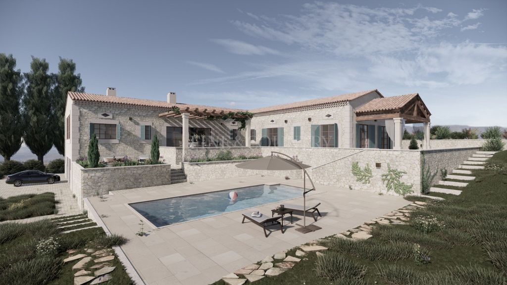 Property photo 1 of 30