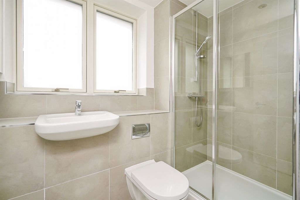 Additional image 7 of 5 bed detached house for saleElmsbrook, Bicester OX27
