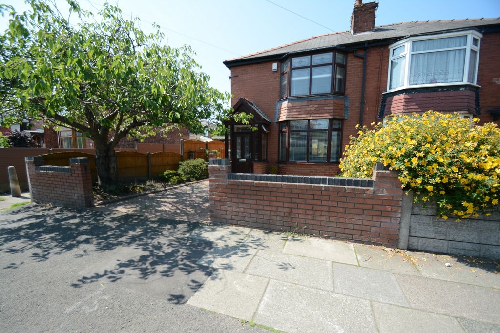 Property photo 1 of 15 Front