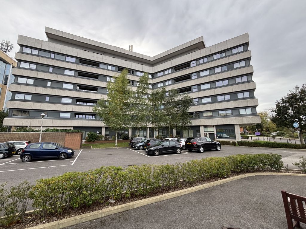 Property photo 1 of 5 Photo 4