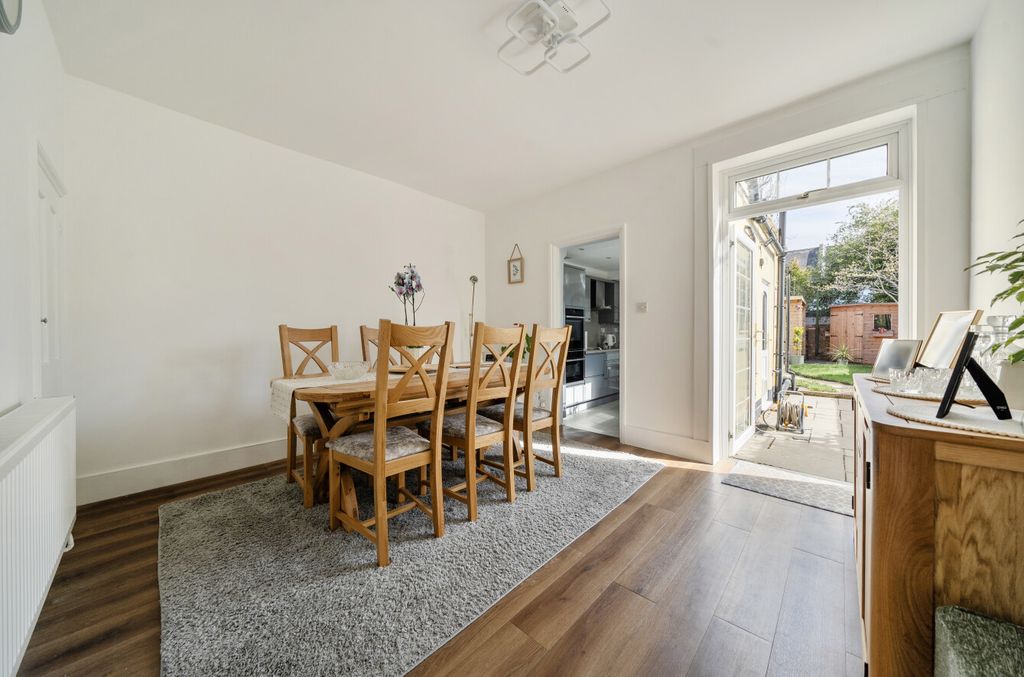 Property photo 3 of 24 1435112-3-69c5699...