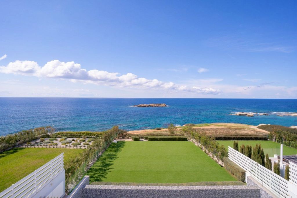 Property photo 1 of 24