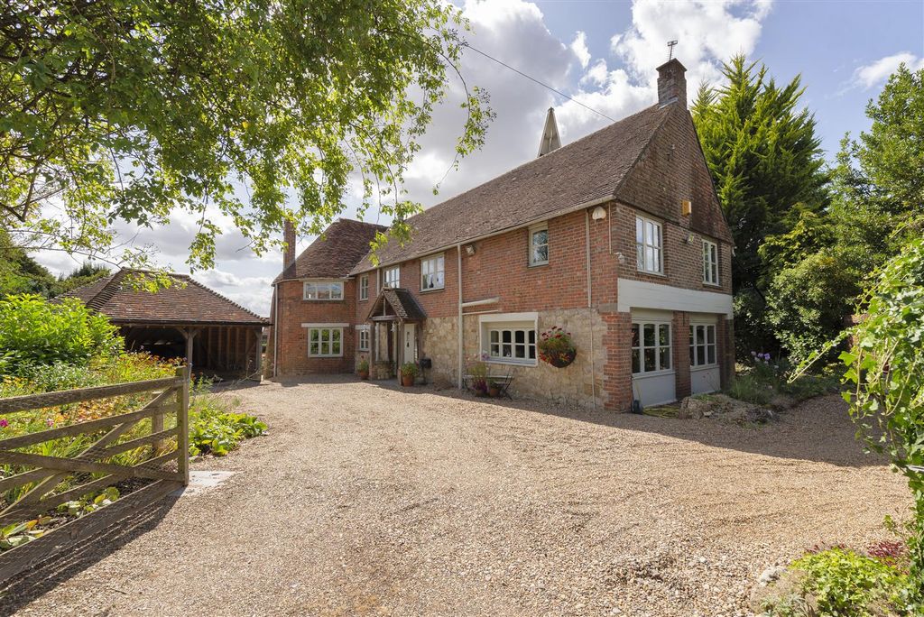 Property photo 1 of 36 Ulcombe01.Jpg