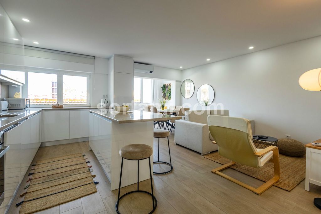 Property photo 1 of 27