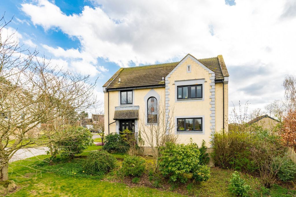 Property photo 2 of 24 Photo 5