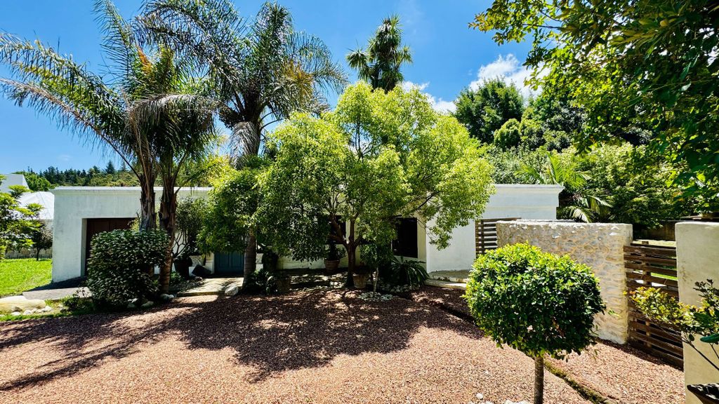 Property photo 1 of 38 1Sw1681985