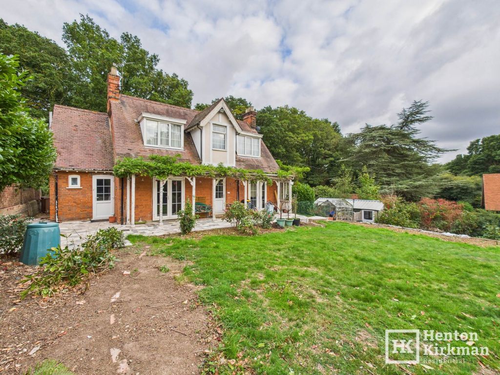 Property photo 3 of 18