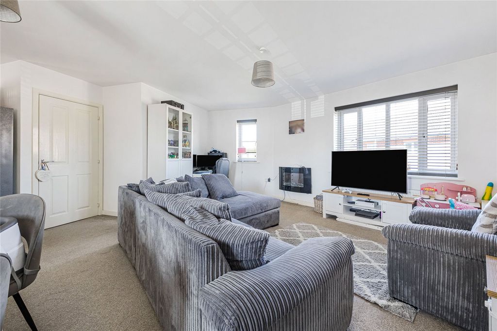 Property photo 2 of 12 Picture No. 08
