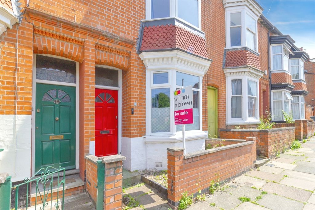 Property photo 1 of 17