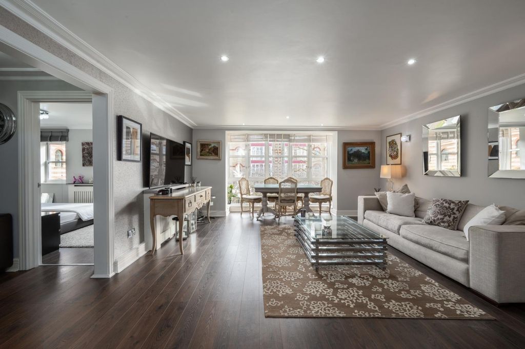 Property photo 3 of 31 Photo-2023-04-20-15-24-48 4.Jpg