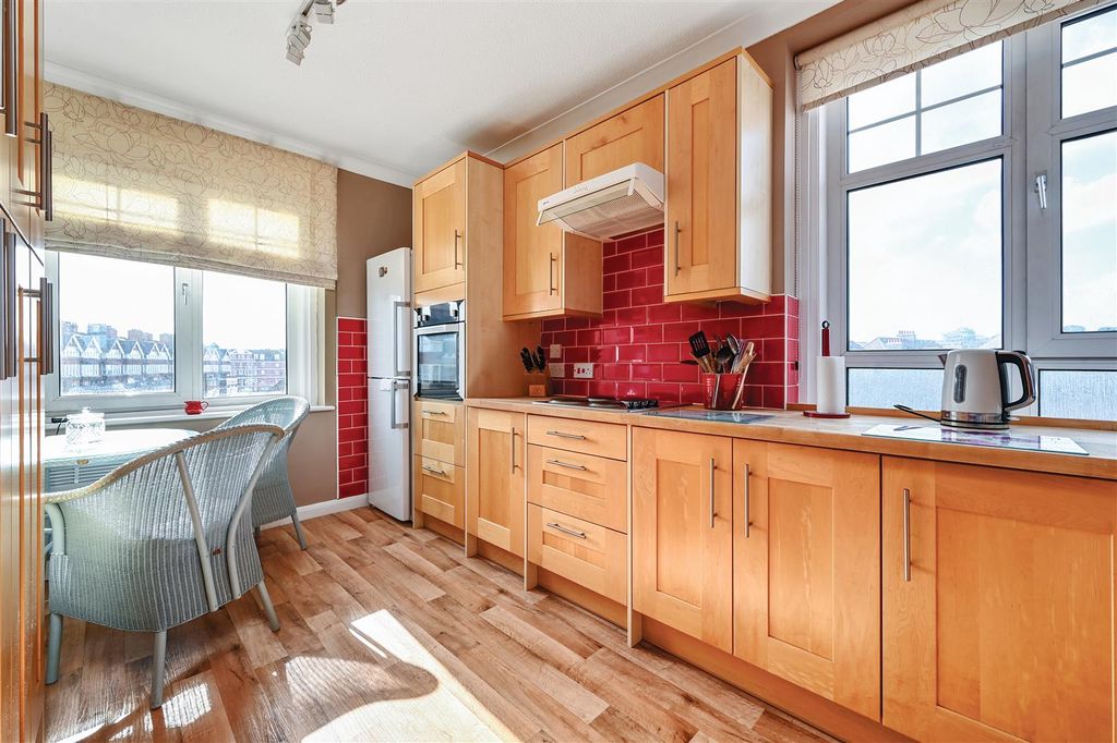 Property photo 2 of 20 32 The Sackville - Tn401Ls (7).Jpg