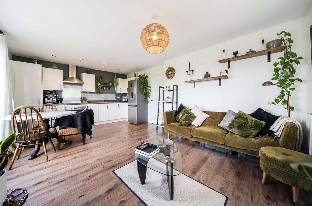 Property photo 3 of 10 1485547-5-6A67188...
