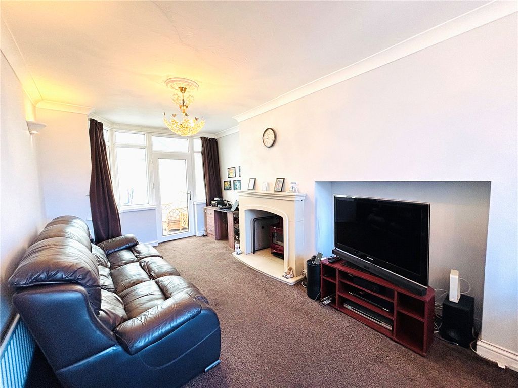 Property photo 2 of 18 Picture No. 08