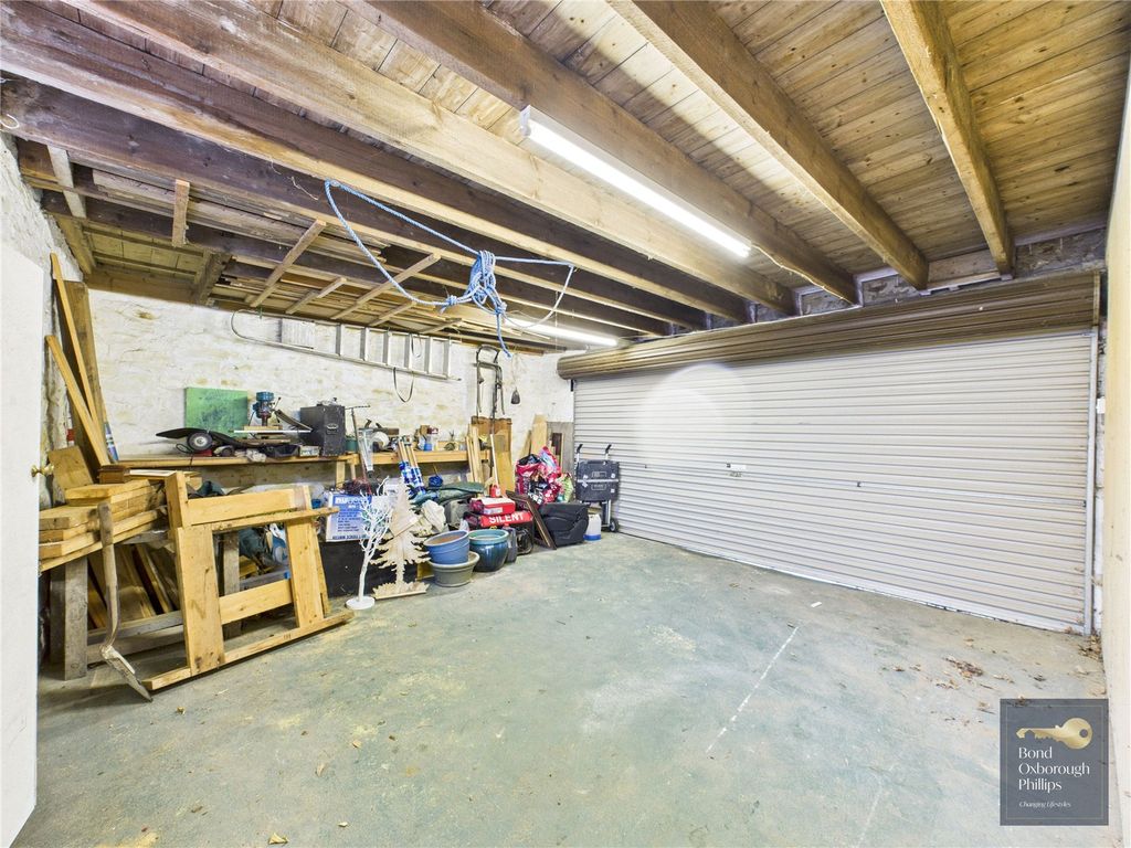 Property photo 3 of 20 Picture No. 29