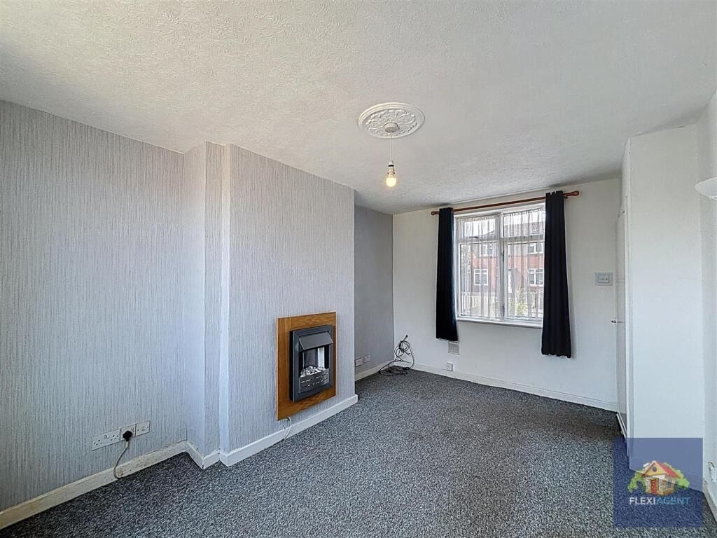Property photo 3 of 20 4321594