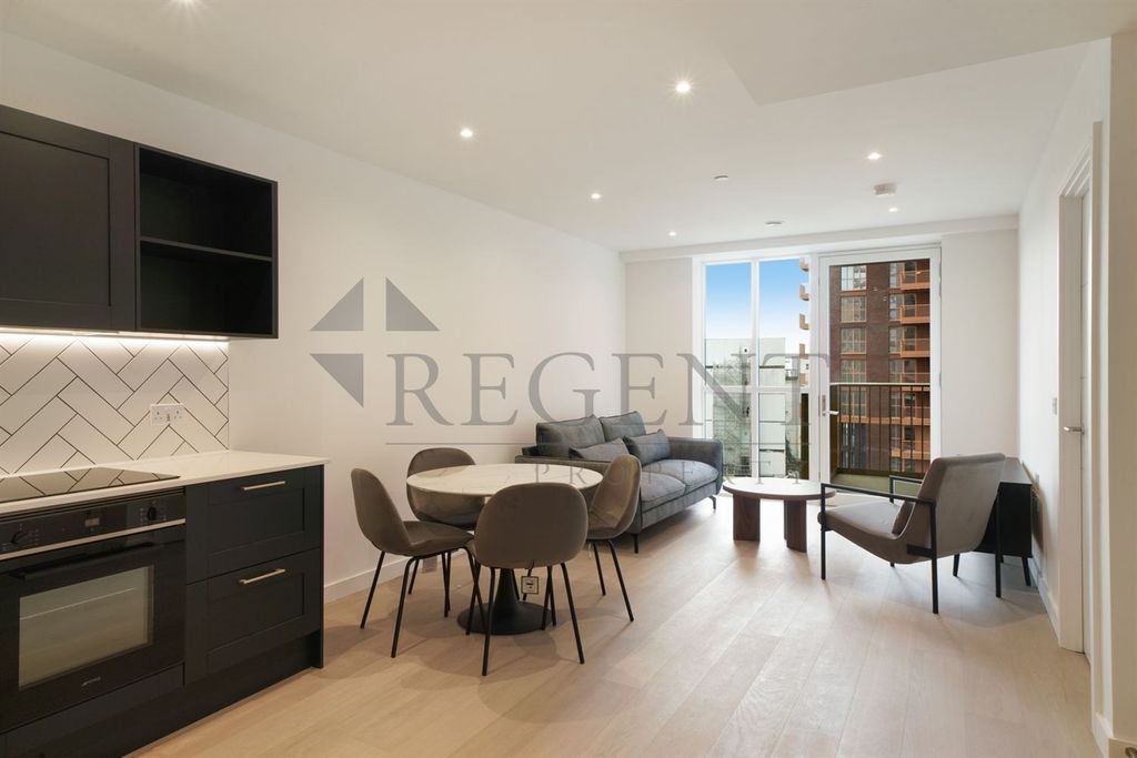 Property photo 1 of 18 (Main)