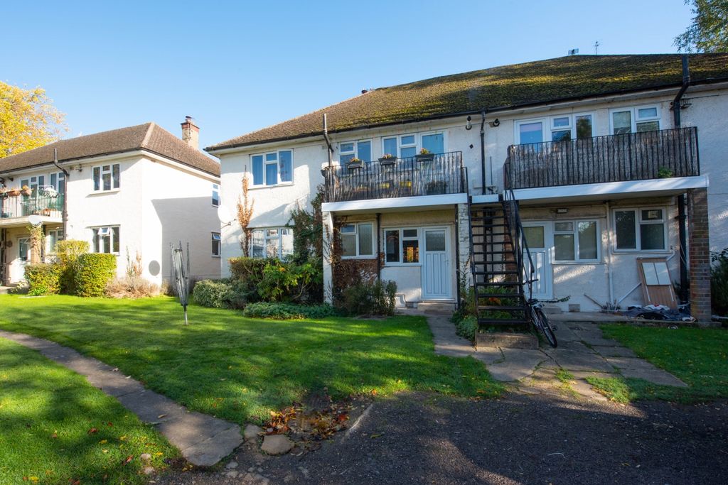 Property photo 1 of 10 External