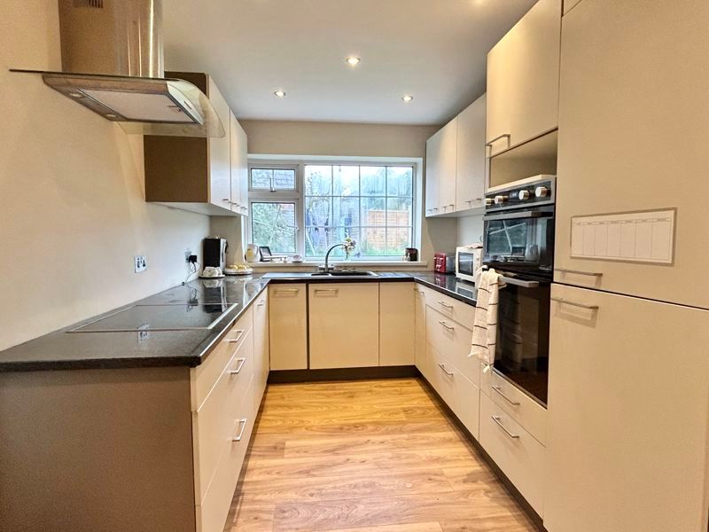 Property photo 2 of 11 Kitchen Area