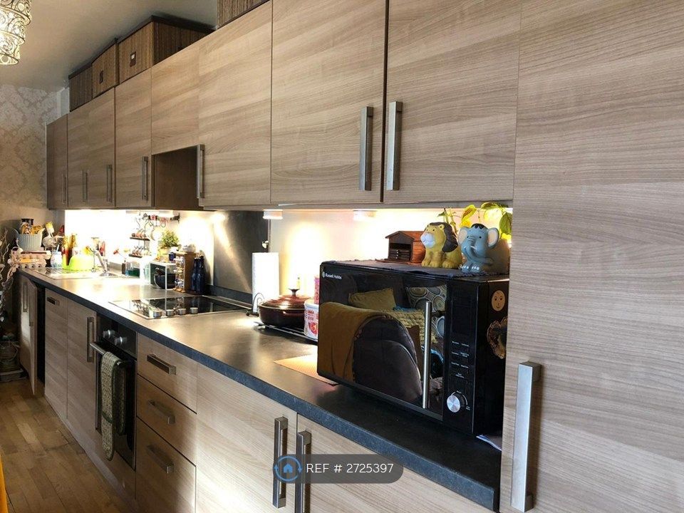 Property photo 2 of 10 Living Room - Integrated Appliances