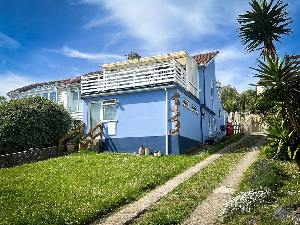 Property photo 1 of 12 Photo 0