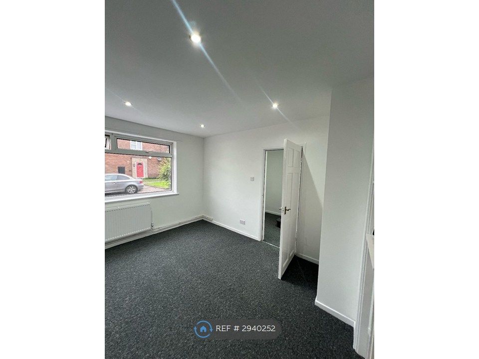 Property photo 3 of 21