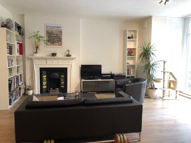 Property photo 2 of 12