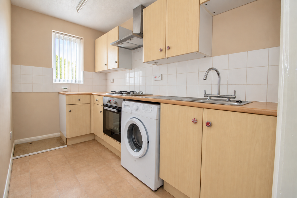 Property photo 2 of 13
