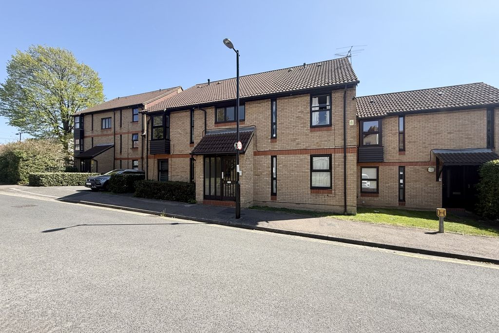 Property photo 1 of 7 1